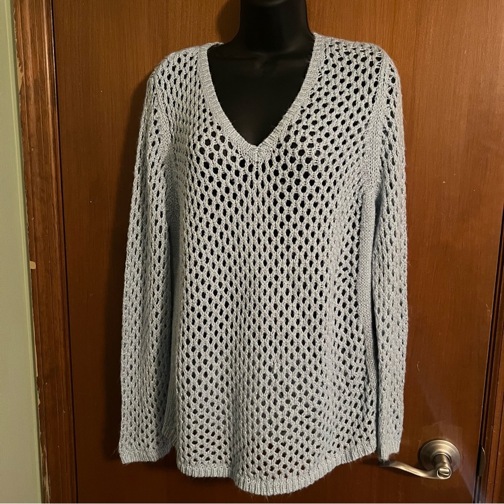 NWOT Chicos Sweater Size 3
